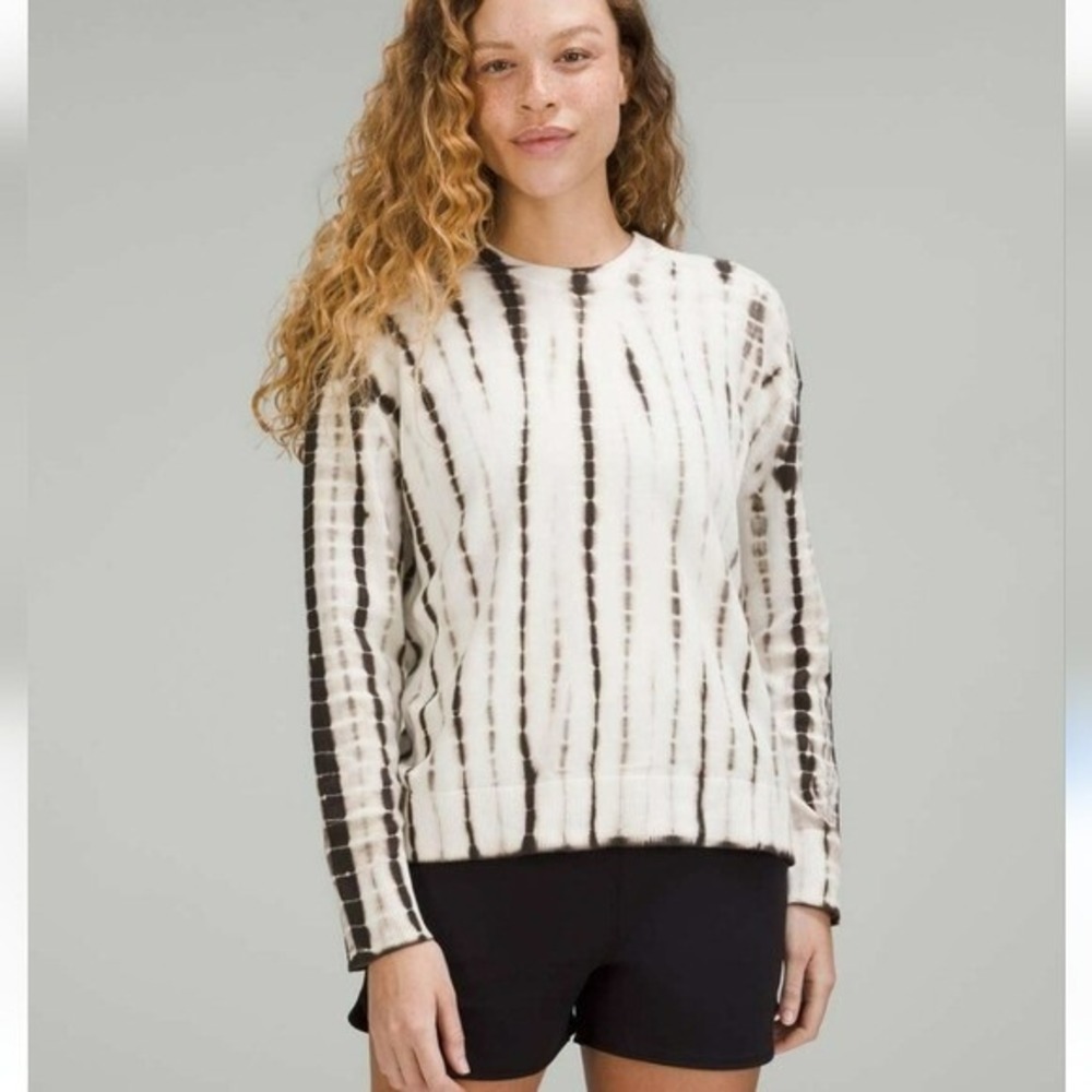 Lululemon Linear Tie Dye Crewneck Cashmere Cotton Sweater SZ 8 Quiet Luxury